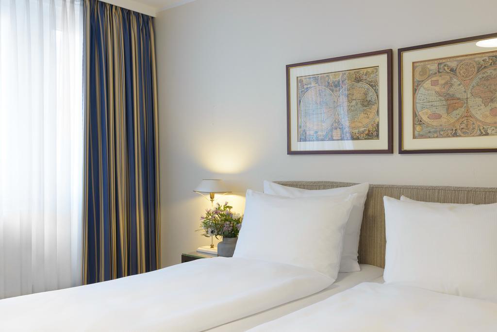 Hotel Stella Maris Hamburg Bagian luar foto