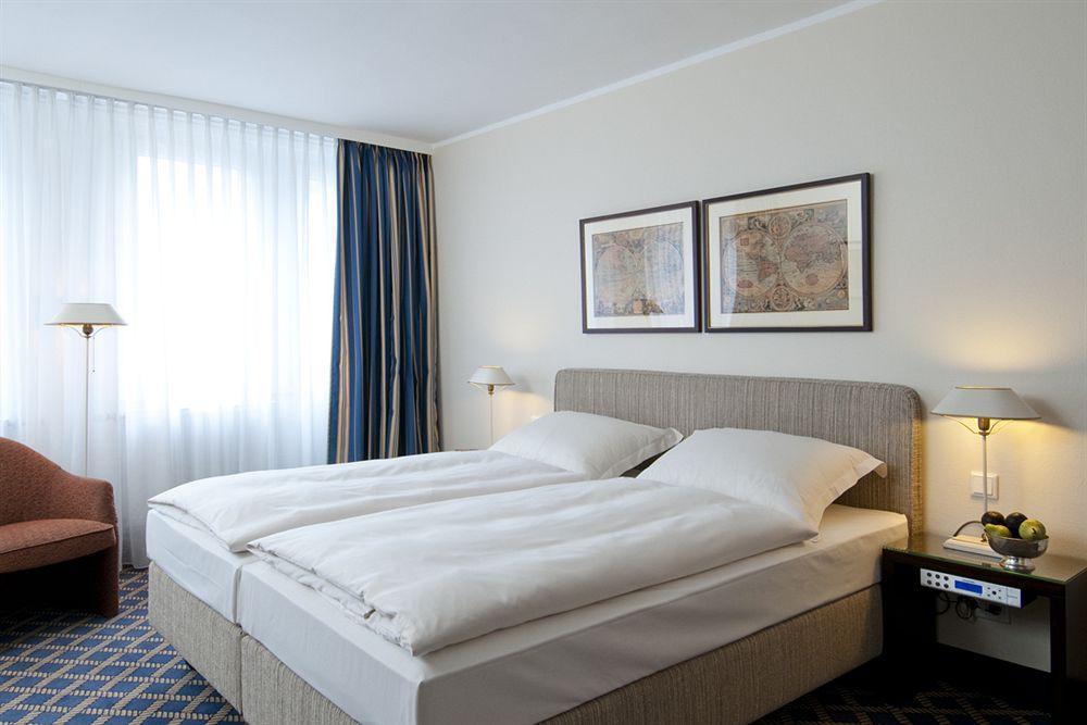 Hotel Stella Maris Hamburg Bagian luar foto