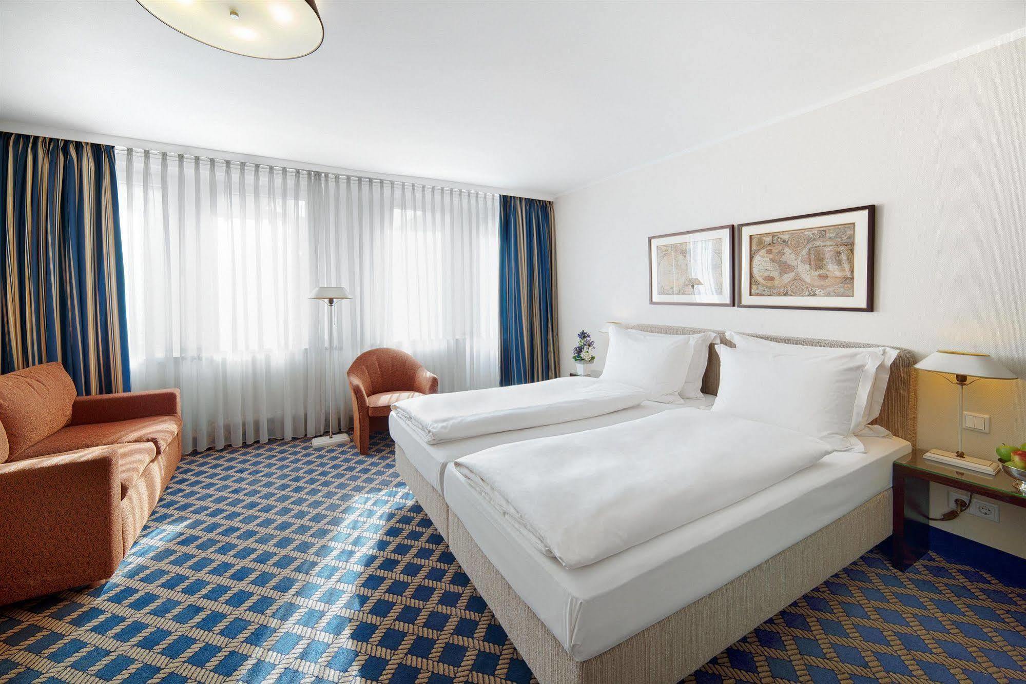 Hotel Stella Maris Hamburg Bagian luar foto