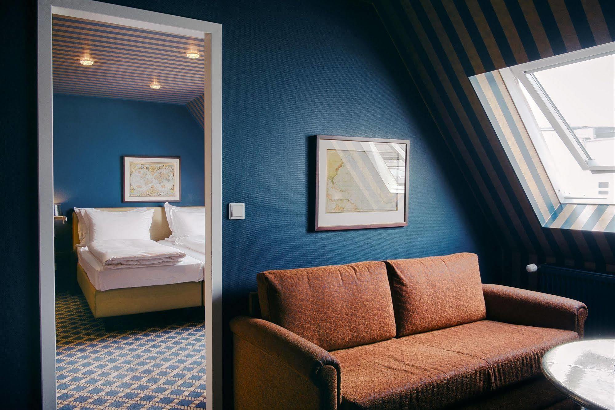 Hotel Stella Maris Hamburg Bagian luar foto