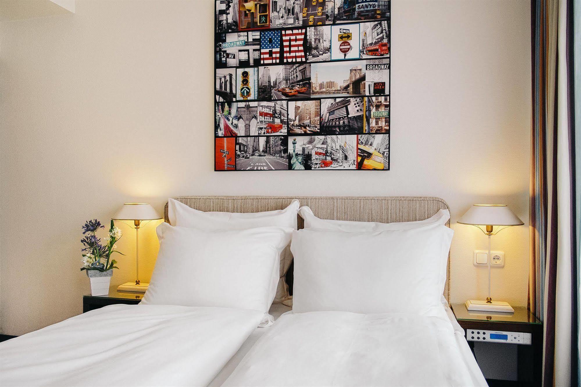 Hotel Stella Maris Hamburg Bagian luar foto